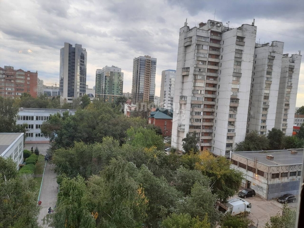 
   Продам 2-комнатную, 42.7 м², Железнодорожная ул, 8/1

. Фото 6.