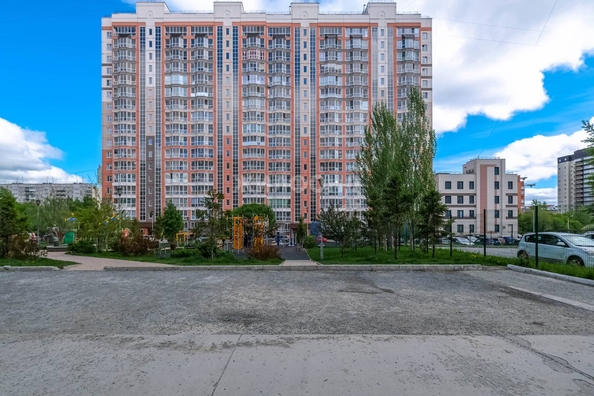 
   Продам 3-комнатную, 76.5 м², Олеко Дундича ул, 15

. Фото 18.