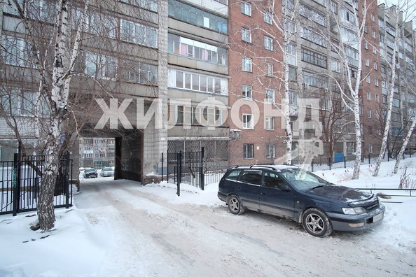 
   Продам 3-комнатную, 59.6 м², Пархоменко ул, 26

. Фото 22.