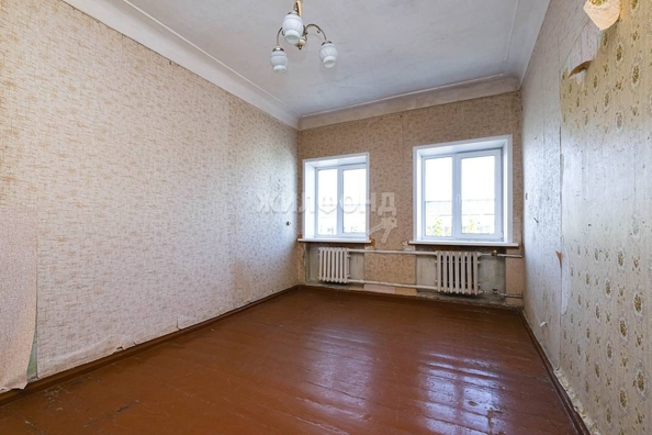 
   Продам 3-комнатную, 56.3 м², Плахотного ул, 19

. Фото 5.