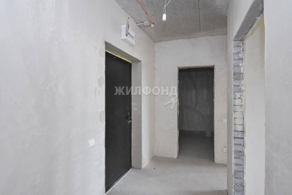 
   Продам 1-комнатную, 36.3 м², Добролюбова ул, 162/1

. Фото 2.