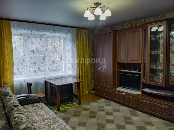 
   Продам 3-комнатную, 63.5 м², Выборная ул, 108

. Фото 1.