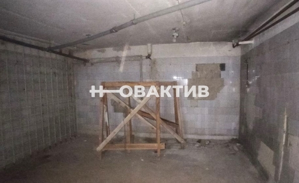 
   Продам помещение свободного назначения, 397 м², Объединения ул, 42

. Фото 18.