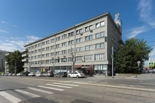 
   Продам 4-комнатную, 115.3 м², Серебренниковская ул, 23

. Фото 3.