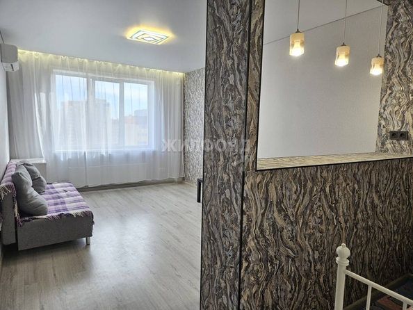 
   Продам 1-комнатную, 39.6 м², Виктора Уса ул, 1/1

. Фото 3.