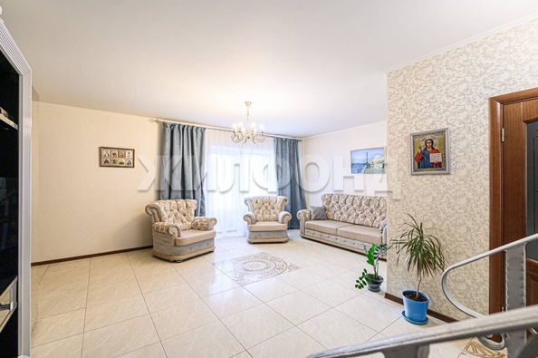 
   Продам 4-комнатную, 124.3 м², Вертковская ул, 42

. Фото 4.