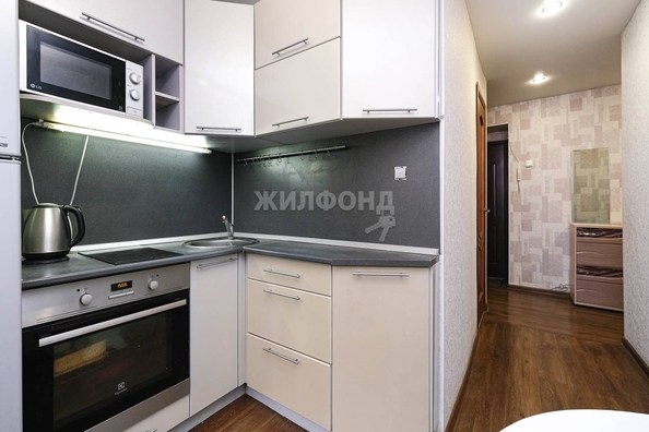 
   Продам 2-комнатную, 44 м², Ватутина ул, 11

. Фото 9.