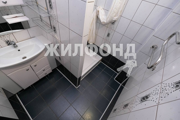 
   Продам 2-комнатную, 60 м², Кузьмы Минина ул, 9/1

. Фото 14.