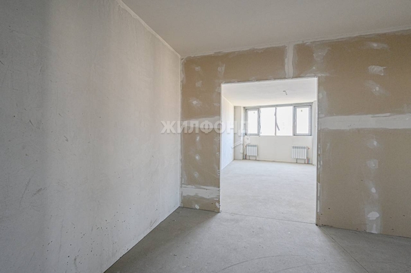 
   Продам 2-комнатную, 72.1 м², Кавалерийская ул, 3/1

. Фото 17.