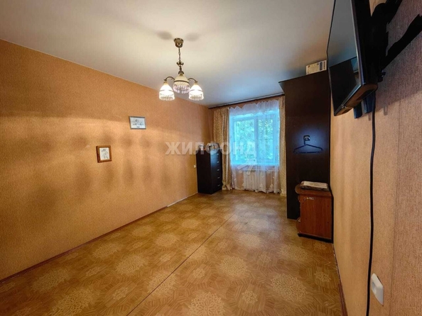 
   Продам 2-комнатную, 51 м², 2-й Римского-Корсакова пер, 11

. Фото 4.