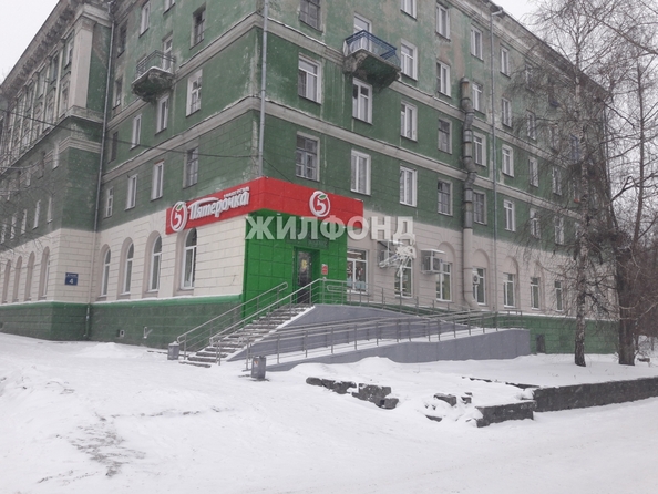 
   Продам комнату, 9.9 м², Ватутина ул, 4

. Фото 10.