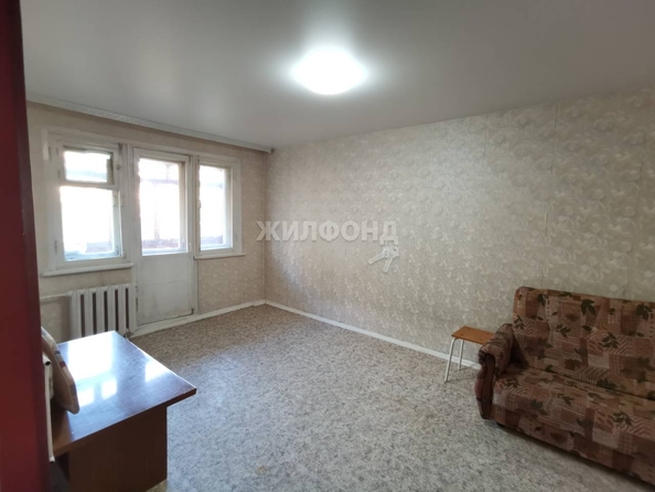 
   Продам 1-комнатную, 30.6 м², Петухова ул, 26

. Фото 3.