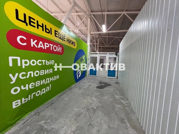 
  Сдается универсальное помещение, 96 м², Комарова ул, д. 8
. Фото 12.