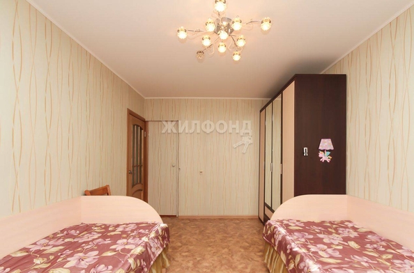 
   Продам 2-комнатную, 53.8 м², Троллейная ул, 3

. Фото 8.