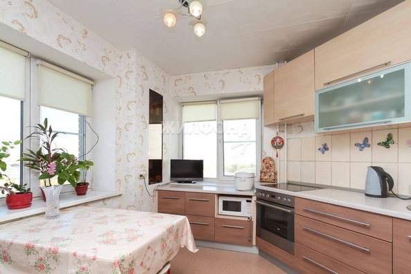 
   Продам 2-комнатную, 53.8 м², Троллейная ул, 3

. Фото 9.