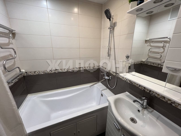 
   Продам 3-комнатную, 59 м², Зорге ул, 259

. Фото 14.