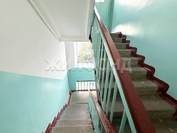 
   Продам 3-комнатную, 56.5 м², Гоголя ул, 1

. Фото 20.
