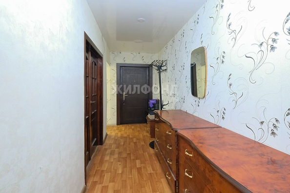 
   Продам 3-комнатную, 63.4 м², 2-й (4 мкр.) кв-л, 203

. Фото 11.