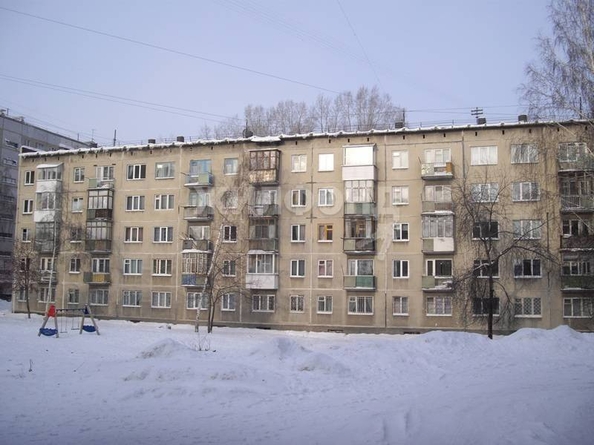 
   Продам комнату, 12.4 м², Доватора ул, 25/1

. Фото 2.