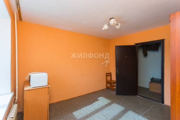 
   Продам комнату, 13.2 м², Сухарная ул, 70а

. Фото 4.