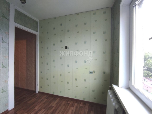 
   Продам 1-комнатную, 29.9 м², Бориса Богаткова ул, 214/1

. Фото 13.