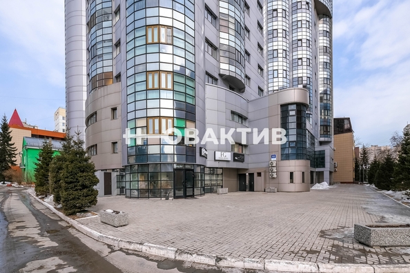 
   Продам 3-комнатную, 100.2 м², Чаплыгина ул, 93

. Фото 35.