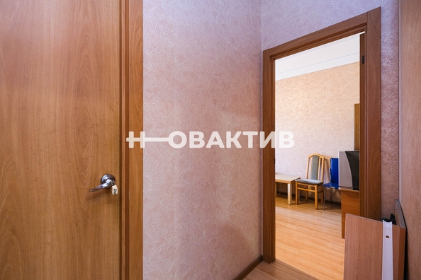 
   Продам 4-комнатную, 69.7 м², Челюскинцев ул, 7

. Фото 12.