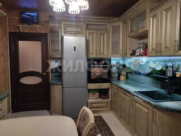 
   Продам дом, 210 м², Новосибирск

. Фото 2.