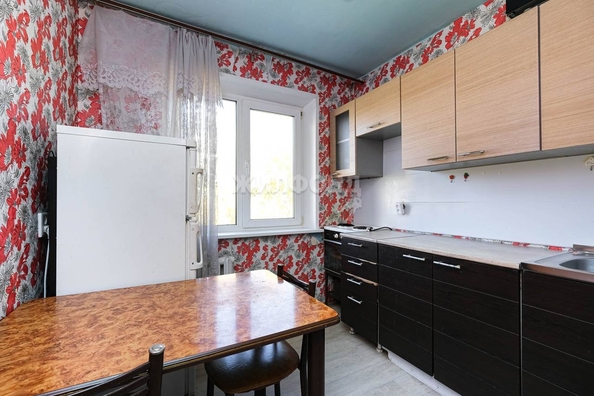 
   Продам 1-комнатную, 32.4 м², Пермитина ул, 8

. Фото 1.