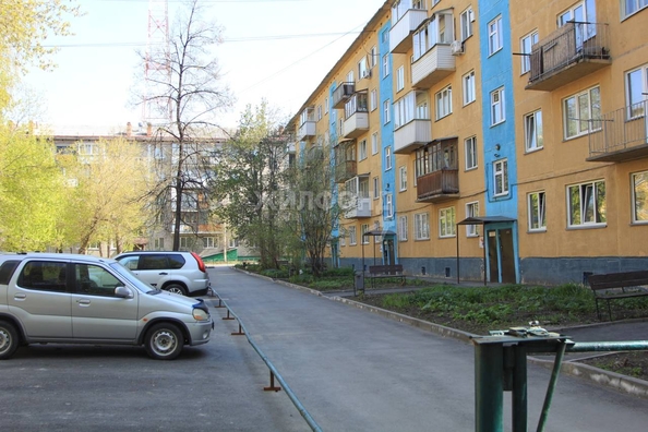 
   Продам 1-комнатную, 32.4 м², Пермитина ул, 8

. Фото 23.