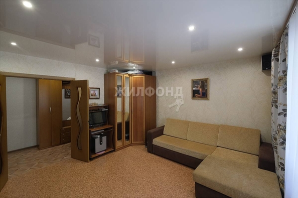 
   Продам 2-комнатную, 53.8 м², Плахотного ул, 76

. Фото 1.