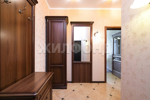 
   Продам 2-комнатную, 70.7 м², Семьи Шамшиных ул, 24/2

. Фото 24.