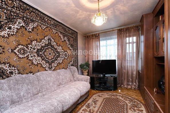 
   Продам 1-комнатную, 29.8 м², Кропоткина ул, 128/1

. Фото 3.