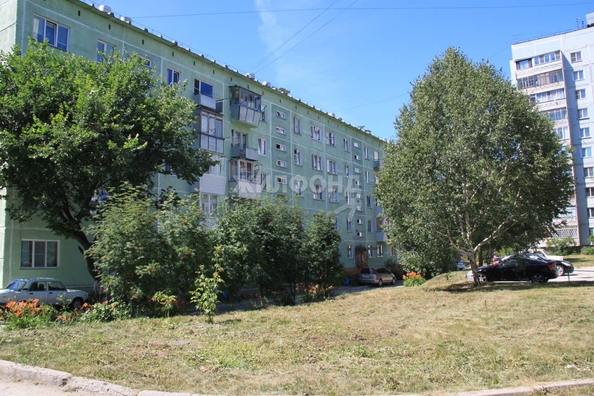 
   Продам 1-комнатную, 29.1 м², Красный Сокол ул, 16

. Фото 2.