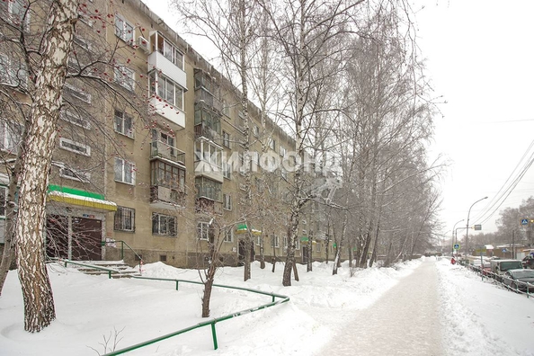 
   Продам 2-комнатную, 42.3 м², Доватора ул, 29

. Фото 29.