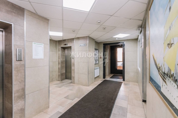 
   Продам 3-комнатную, 49.9 м², Лазурная ул, 28

. Фото 19.