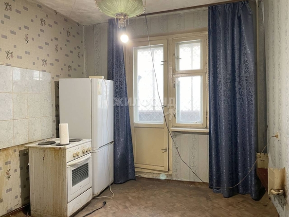 
   Продам 1-комнатную, 30 м², Зорге ул, 84

. Фото 2.