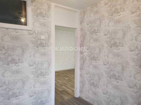 
   Продам 1-комнатную, 31.5 м², Макаренко ул, 27/2

. Фото 10.