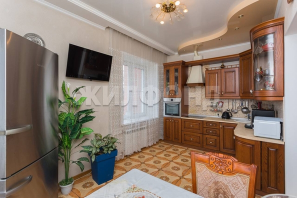 
   Продам 3-комнатную, 101 м², Вокзальная магистраль ул, 10

. Фото 7.