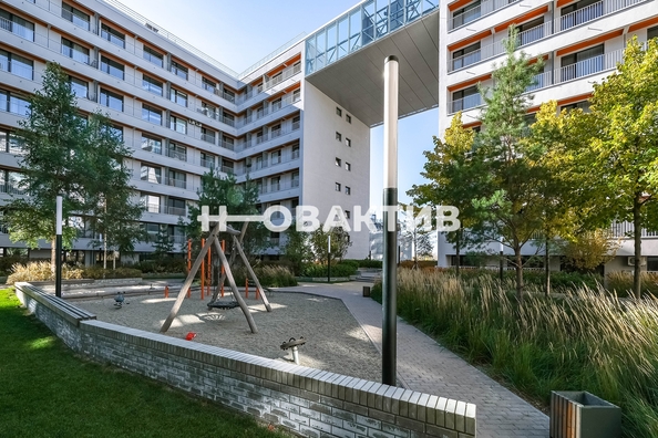 
   Продам 3-комнатную, 92.8 м², Владимира Заровного ул, 24

. Фото 38.