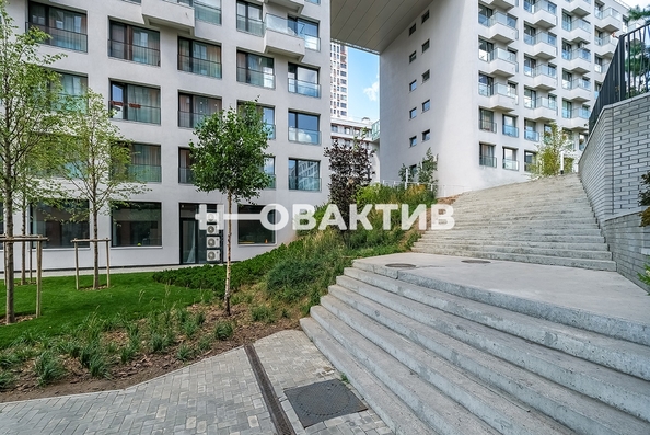 
   Продам 3-комнатную, 92.8 м², Владимира Заровного ул, 24

. Фото 41.