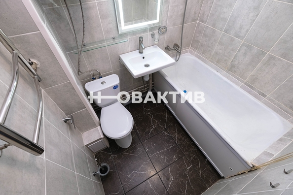 
   Продам 2-комнатную, 44 м², Зорге ул, 189

. Фото 13.