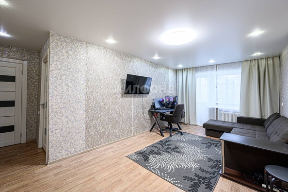 
   Продам 3-комнатную, 56.4 м², Блюхера ул, 36

. Фото 2.