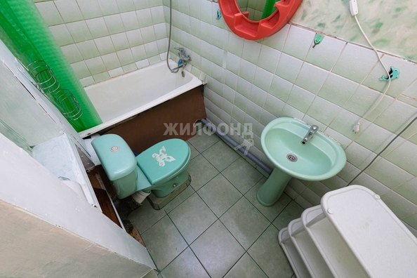 
   Продам 3-комнатную, 72.3 м², Ярослава Гашека ул, 1/2

. Фото 13.