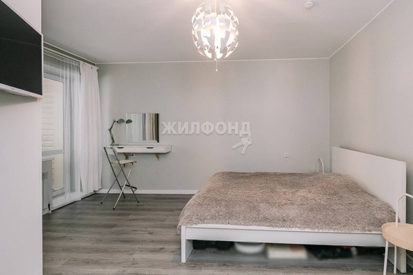 
   Продам 2-комнатную, 58.8 м², Дмитрия Шамшурина ул, 1

. Фото 13.