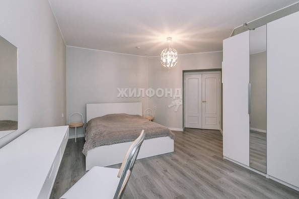 
   Продам 2-комнатную, 58.8 м², Дмитрия Шамшурина ул, 1

. Фото 15.