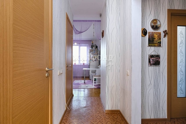 
   Продам 2-комнатную, 52.6 м², В. Высоцкого ул, 15

. Фото 14.