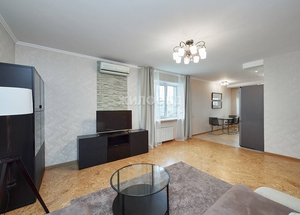 
   Продам 3-комнатную, 100 м², Кропоткина ул, 116/1

. Фото 3.