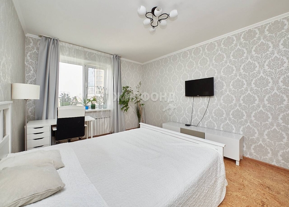 
   Продам 3-комнатную, 100 м², Кропоткина ул, 116/1

. Фото 6.