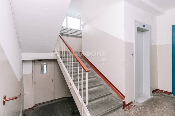 
   Продам 3-комнатную, 62.4 м², Родники ул, 1

. Фото 29.